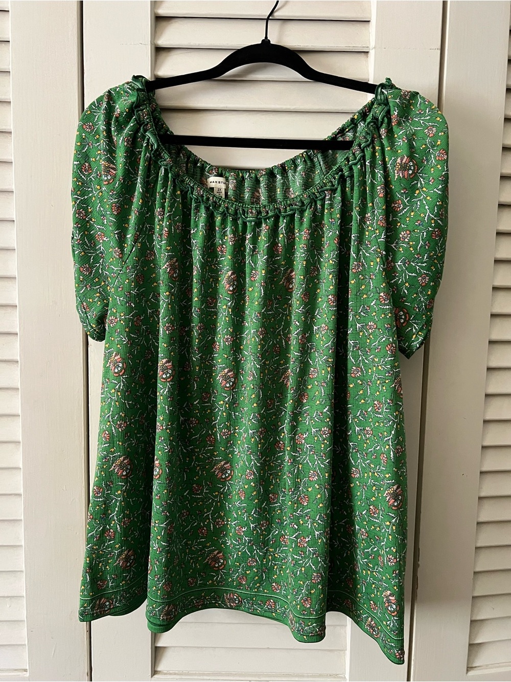 Max Studio Green Floral Off-The-Shoulder Tunic